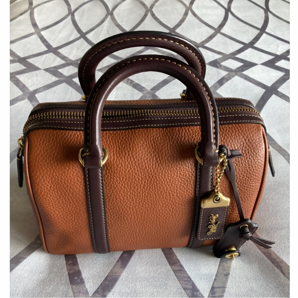 Coach Ruby Satchel 25 in 1941 Saddle